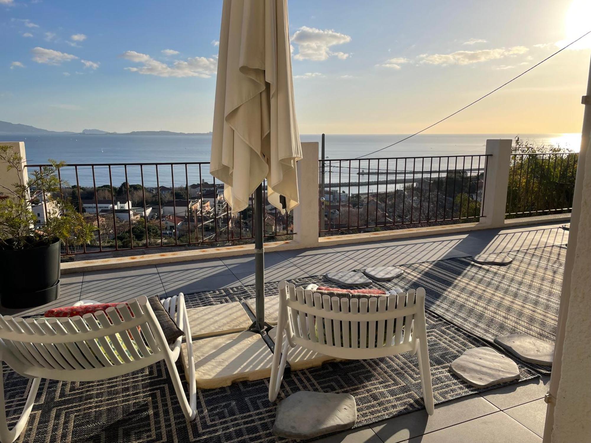 Superbe Terrasse Avec Vue Panoramique Sur La Mer Marseilles Exterior foto
