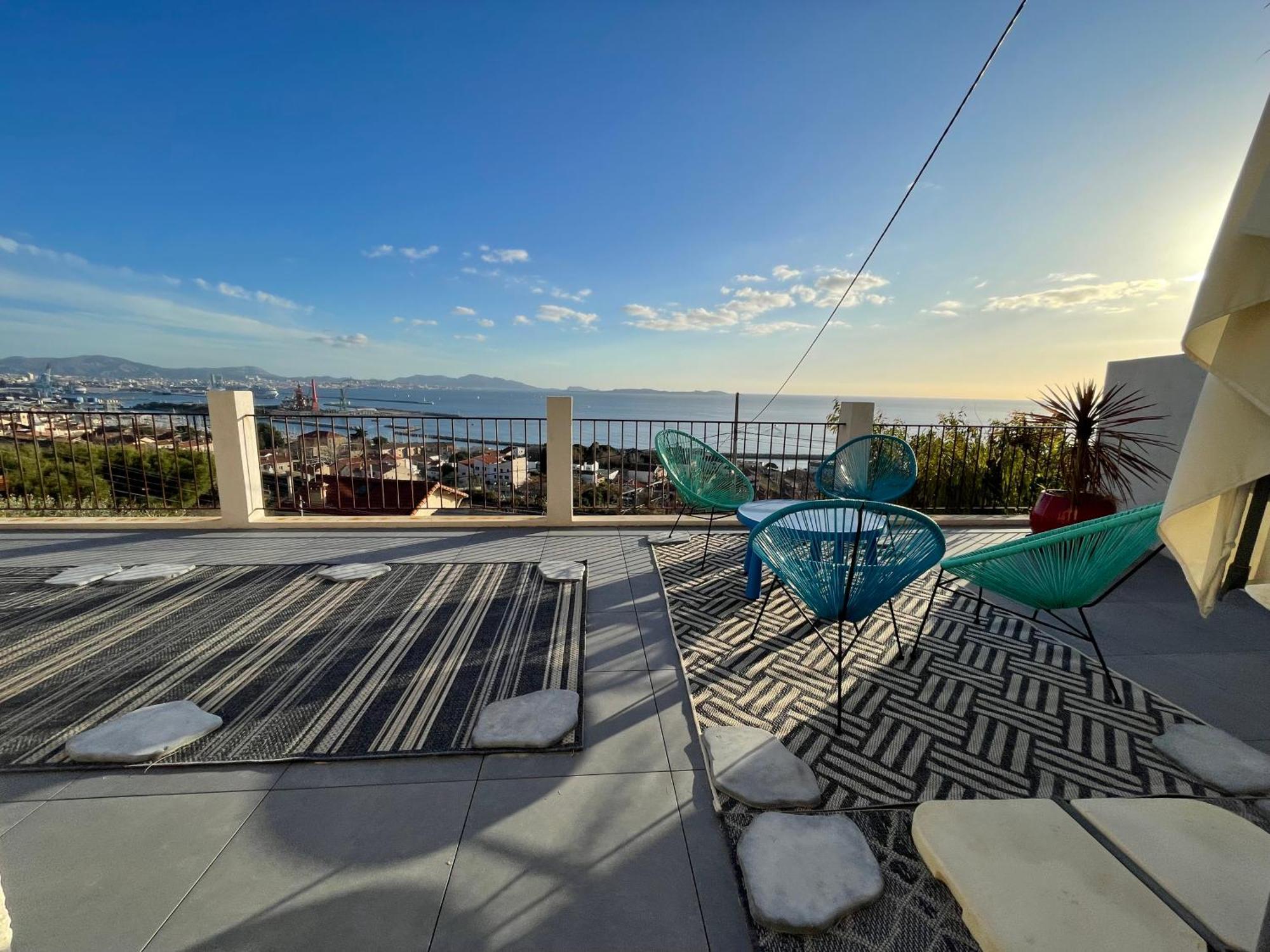 Superbe Terrasse Avec Vue Panoramique Sur La Mer Marseilles Exterior foto